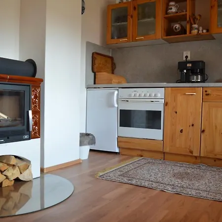 Dobra V Dobre Деревянный коттедж *