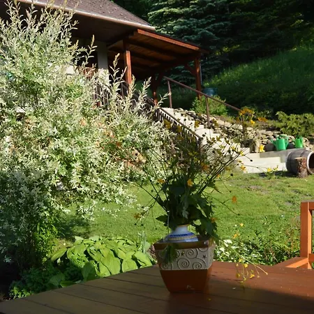 Деревянный коттедж Dobra V Dobre *