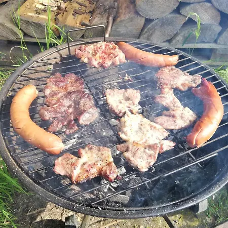 Dobra V Dobre Деревянный коттедж *