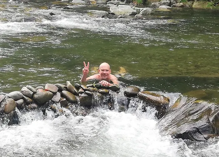 Lodge Dobra V Dobre
